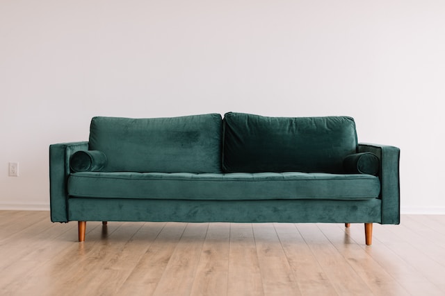 limpiar un sofá con vaporeta